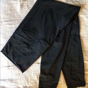 Fabletics Maternity Legging